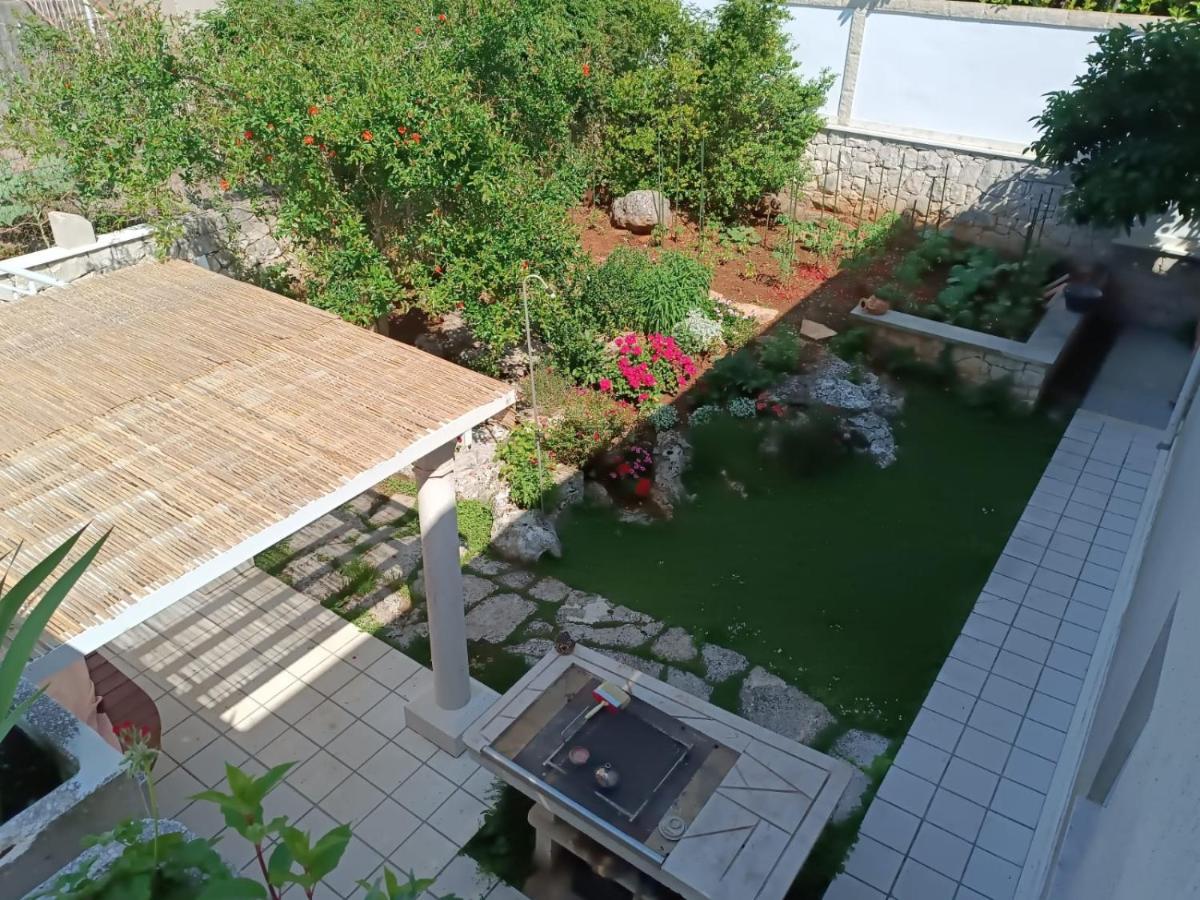 Apartments Sirius กอร์จูลา ภายนอก รูปภาพ