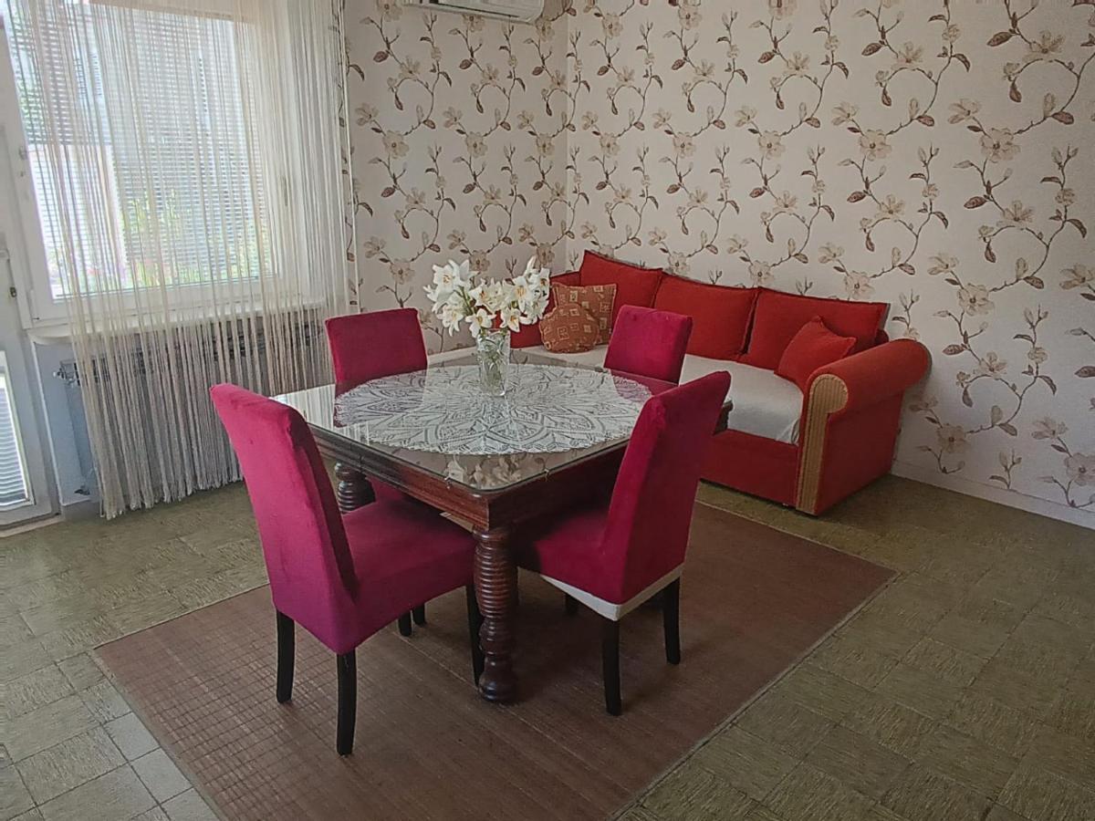 Apartments Sirius กอร์จูลา ภายนอก รูปภาพ